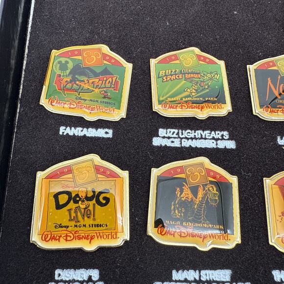 Disney Something New in Every Corner Pin Box Set 12pcs VTG 1999 Missing 1 Pin - Picture 3 of 11